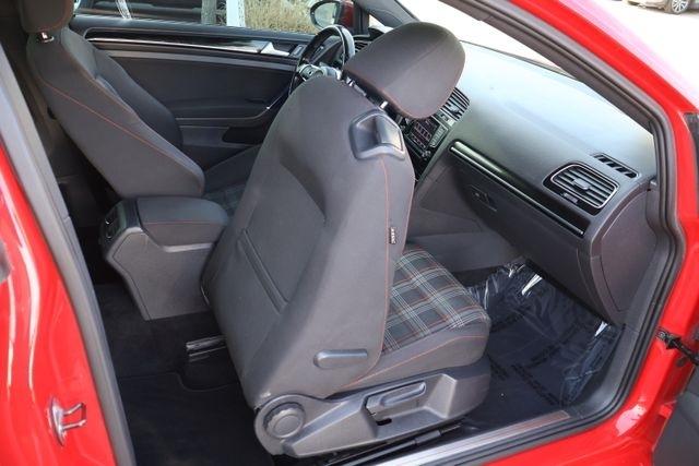 Volkswagen Golf GTI  2015