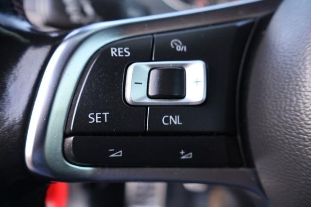 Volkswagen Golf GTI  2015