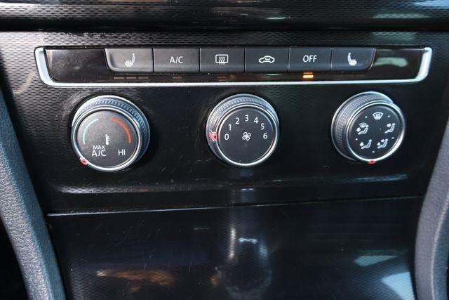 Volkswagen Golf GTI  2015