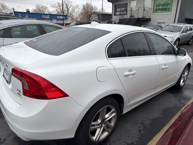 Volvo S60  2015