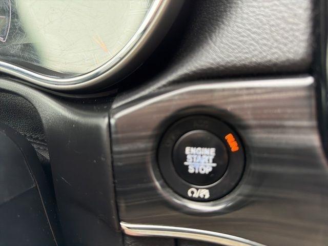 Jeep Grand Cherokee  2019