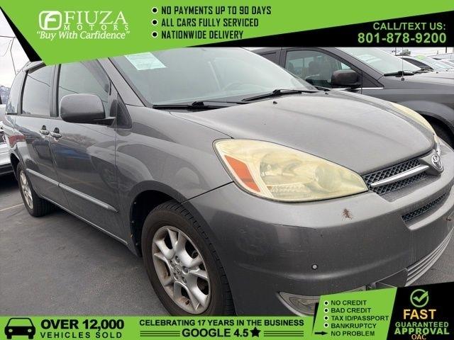Toyota Sienna  2004