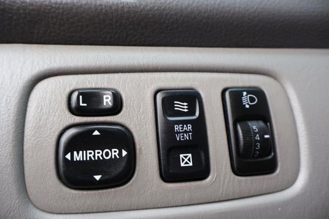 Toyota Sienna  2004