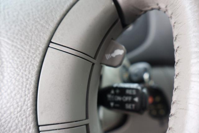 Toyota Sienna  2004