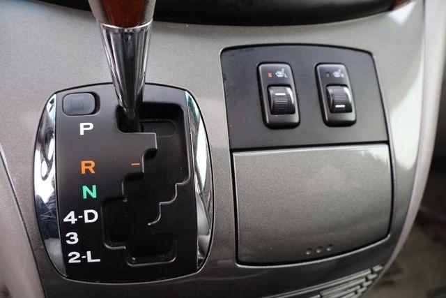 Toyota Sienna  2004