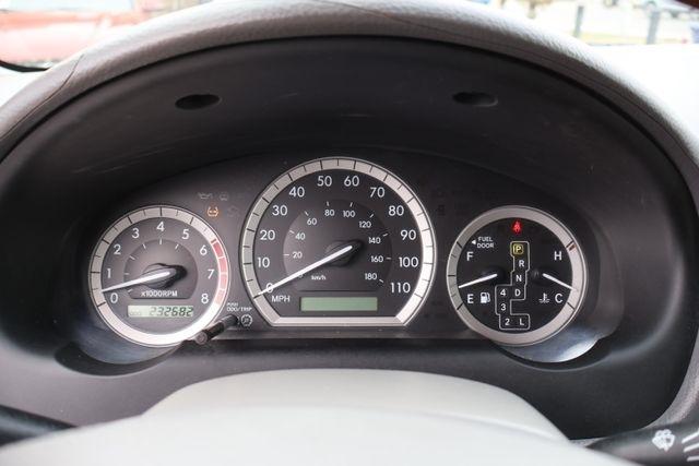 Toyota Sienna  2004