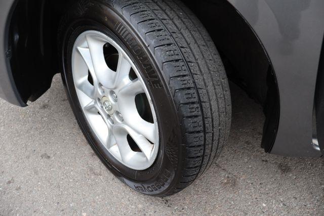 Toyota Sienna  2004