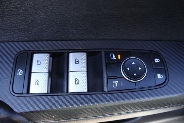 Mitsubishi Outlander  2022