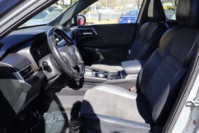 Mitsubishi Outlander  2022