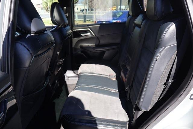 Mitsubishi Outlander  2022