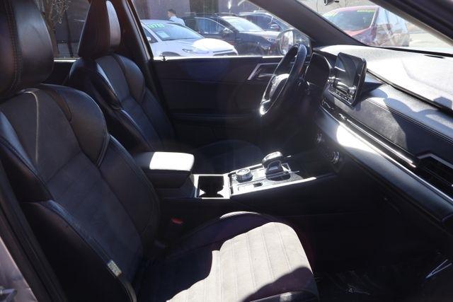 Mitsubishi Outlander  2022