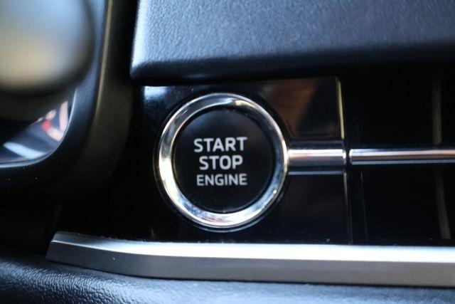 Mitsubishi Outlander  2022