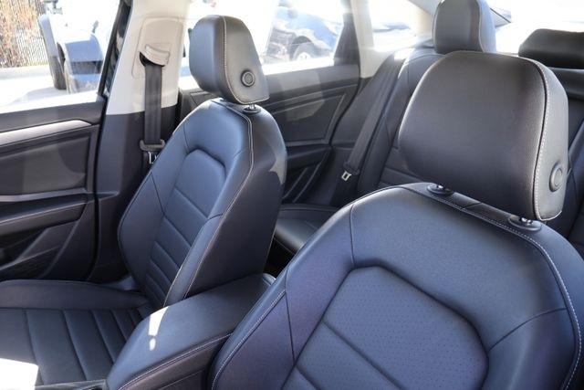 Volkswagen Jetta  2022