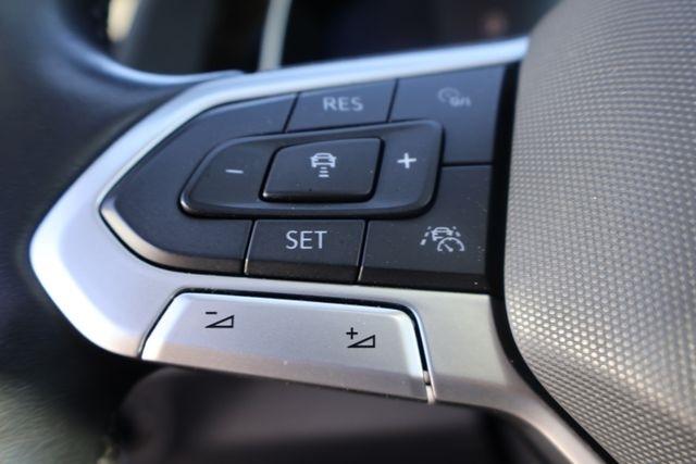 Volkswagen Jetta  2022