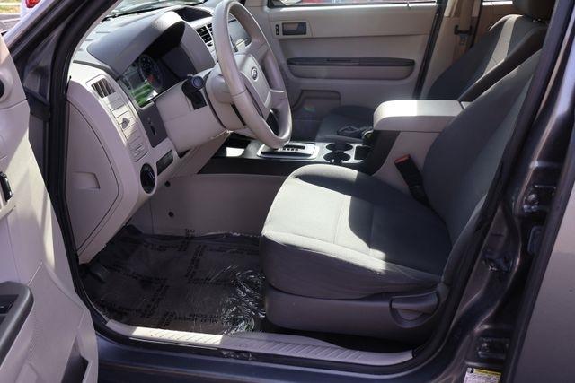 Ford Escape  2011