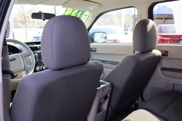 Ford Escape  2011