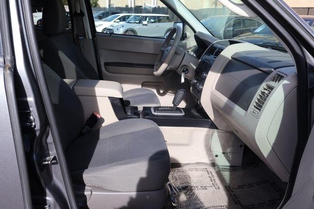 Ford Escape  2011