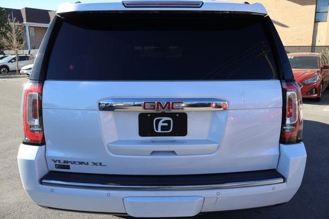 GMC Yukon XL  2016