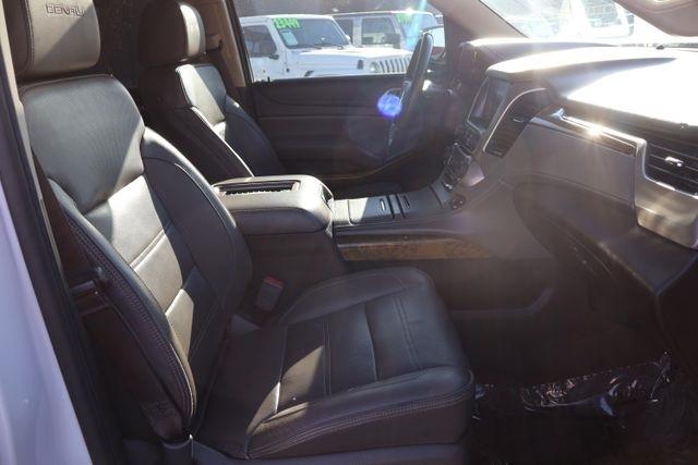 GMC Yukon XL  2016