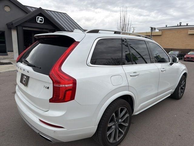 Volvo XC90  2017