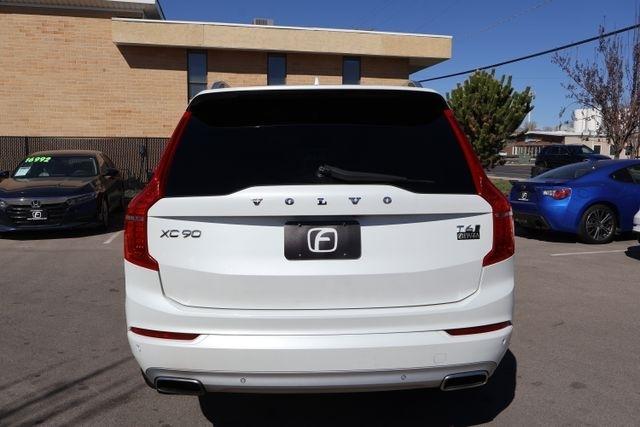 Volvo XC90  2017
