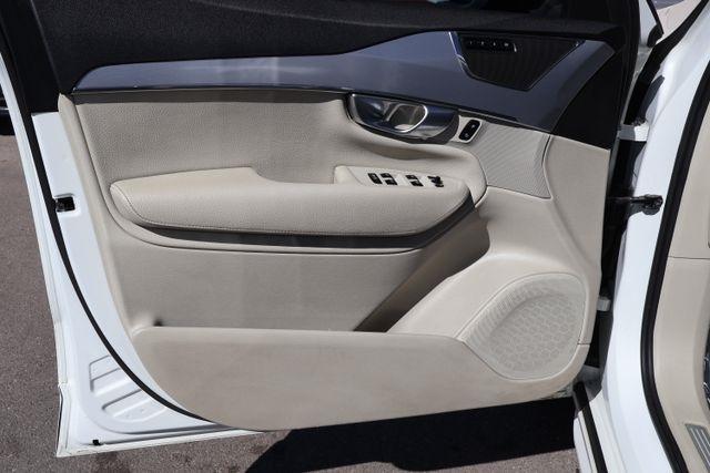 Volvo XC90  2017