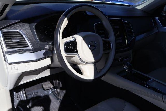 Volvo XC90  2017