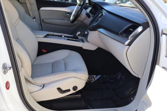 Volvo XC90  2017