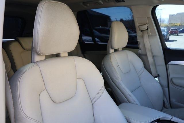 Volvo XC90  2017