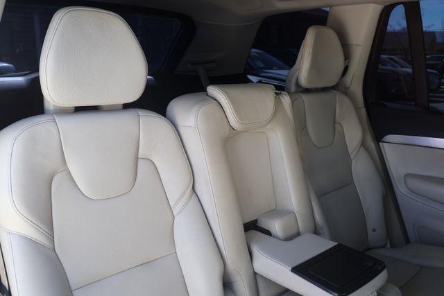 Volvo XC90  2017