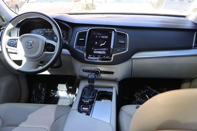 Volvo XC90  2017