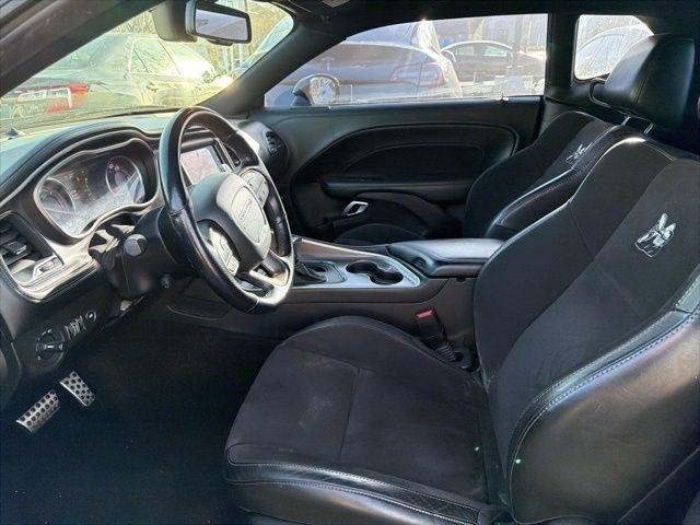 Dodge Challenger  2021