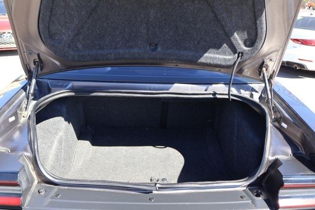 Dodge Challenger  2021