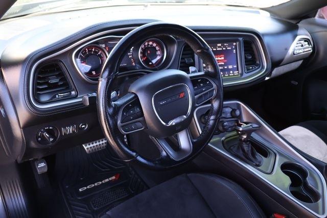 Dodge Challenger  2021