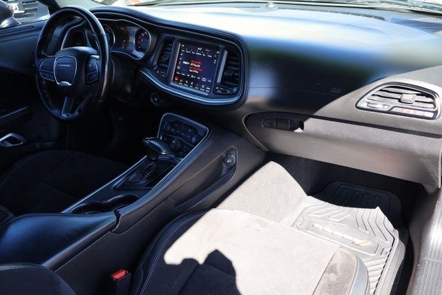 Dodge Challenger  2021