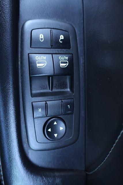 Dodge Challenger  2021