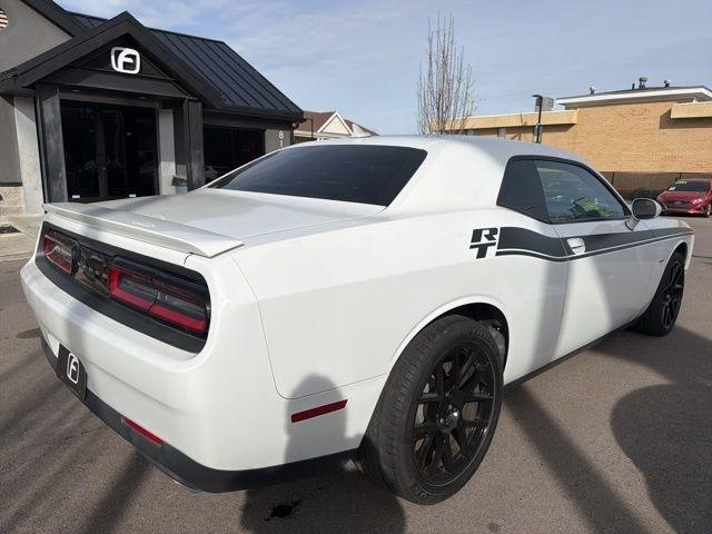 Dodge Challenger  2017