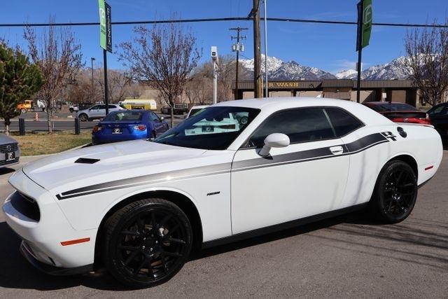 Dodge Challenger  2017