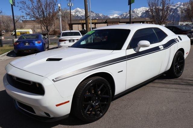 Dodge Challenger  2017