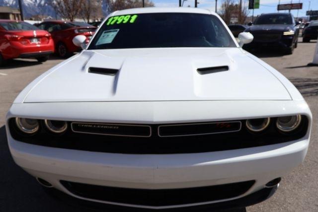 Dodge Challenger  2017