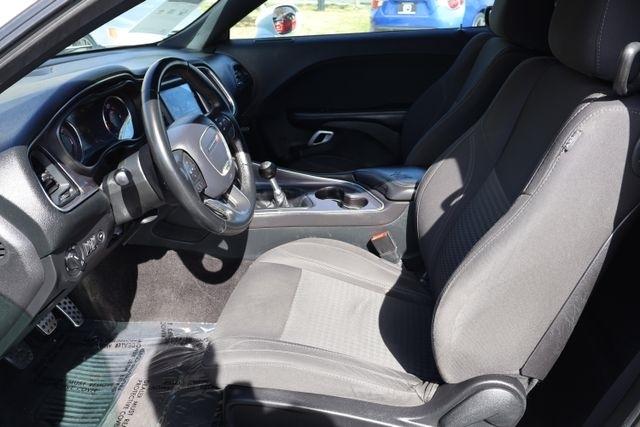 Dodge Challenger  2017