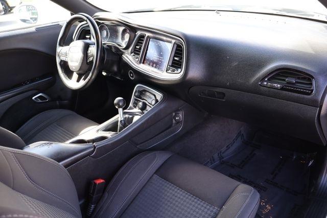 Dodge Challenger  2017