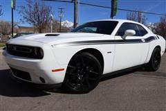 2017 Dodge Challenger 