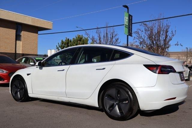 Tesla Model 3  2020