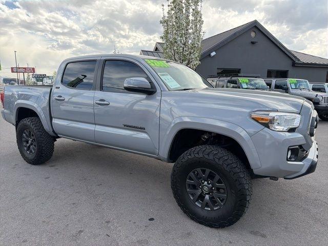 Toyota Tacoma 4WD  2021