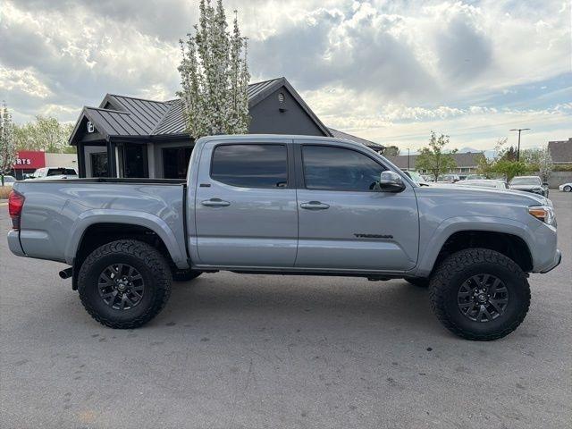 Toyota Tacoma 4WD  2021