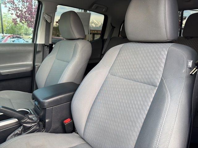 Toyota Tacoma 4WD  2021