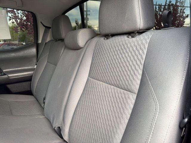 Toyota Tacoma 4WD  2021