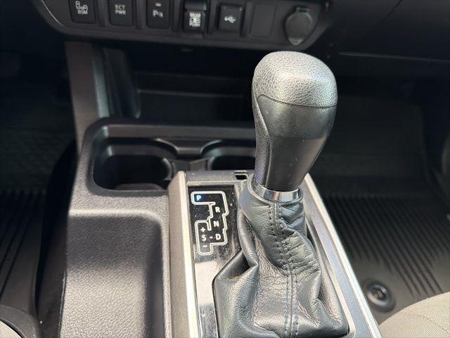 Toyota Tacoma 4WD  2021