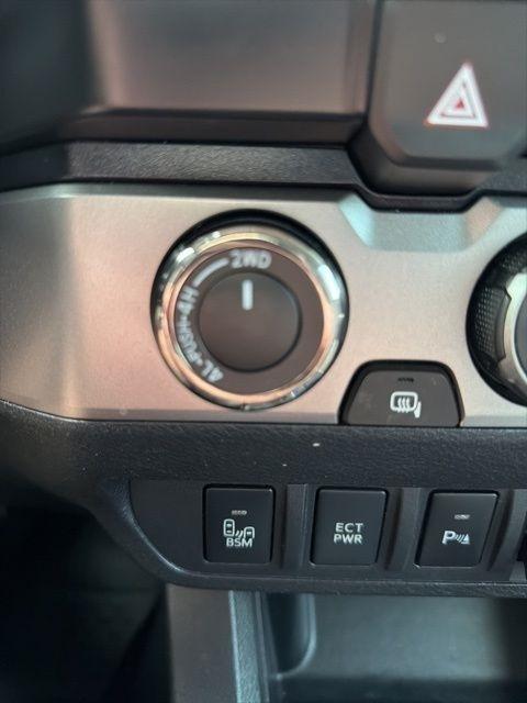 Toyota Tacoma 4WD  2021